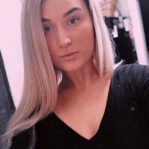 Meet your Posher, Lina